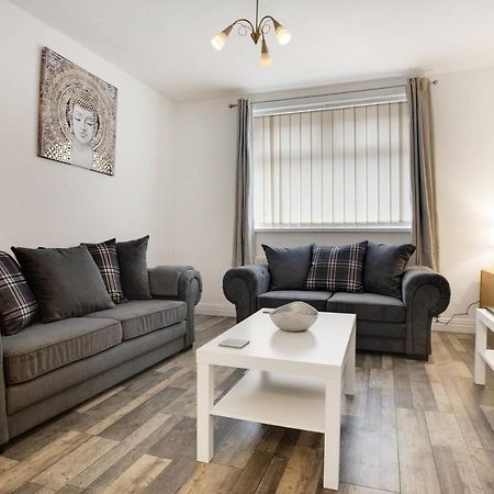 צ'סטר-לה-סטריט Freshly Renovated, Feels Like Home, Sleeps 3 מראה חיצוני תמונה